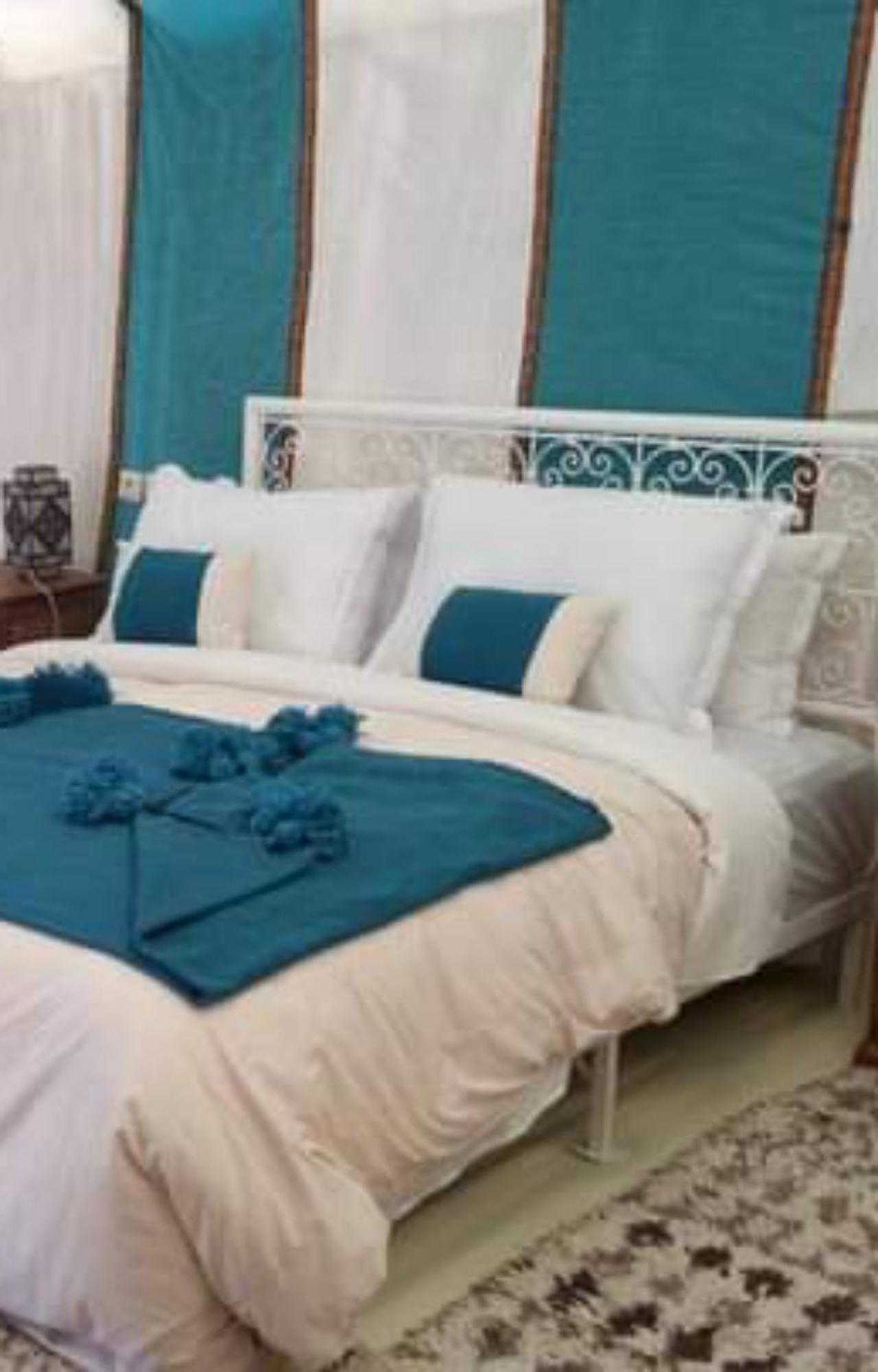 Luxury Desert Camp Мерзуга Экстерьер фото