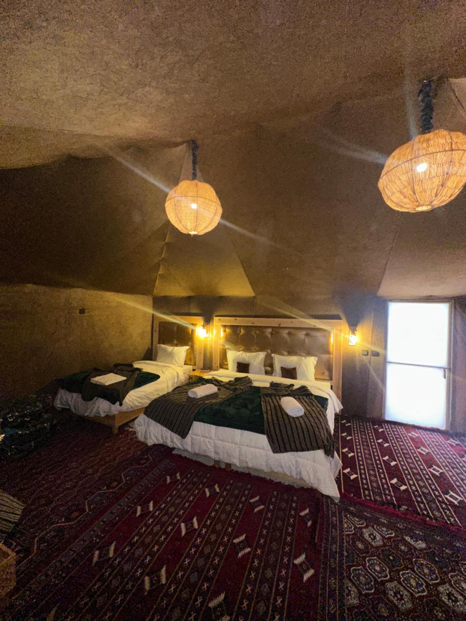 Отель Luxury Desert Camp Мерзуга Экстерьер фото