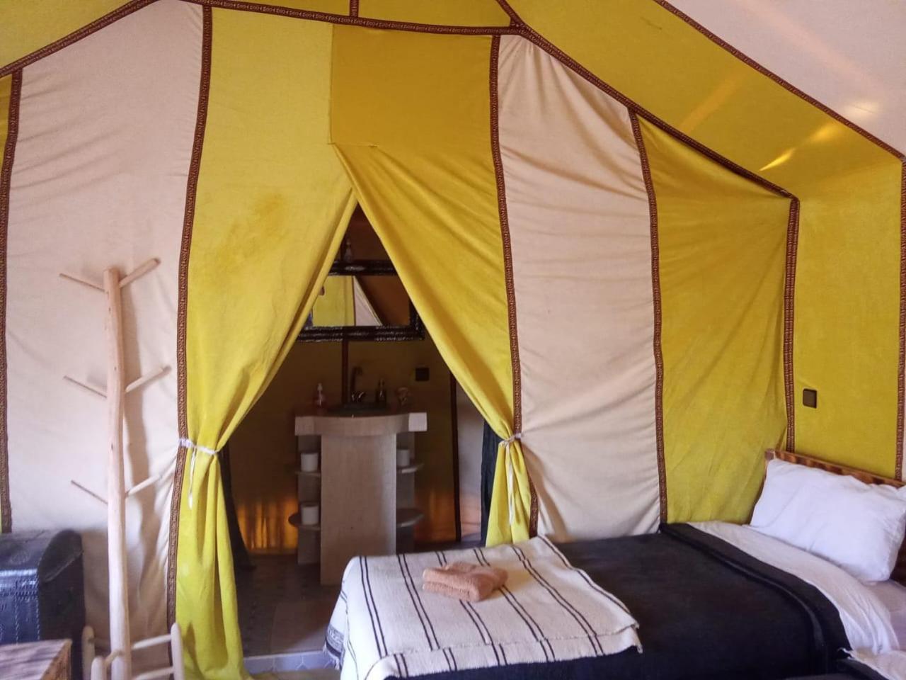 Luxury Desert Camp Мерзуга Экстерьер фото