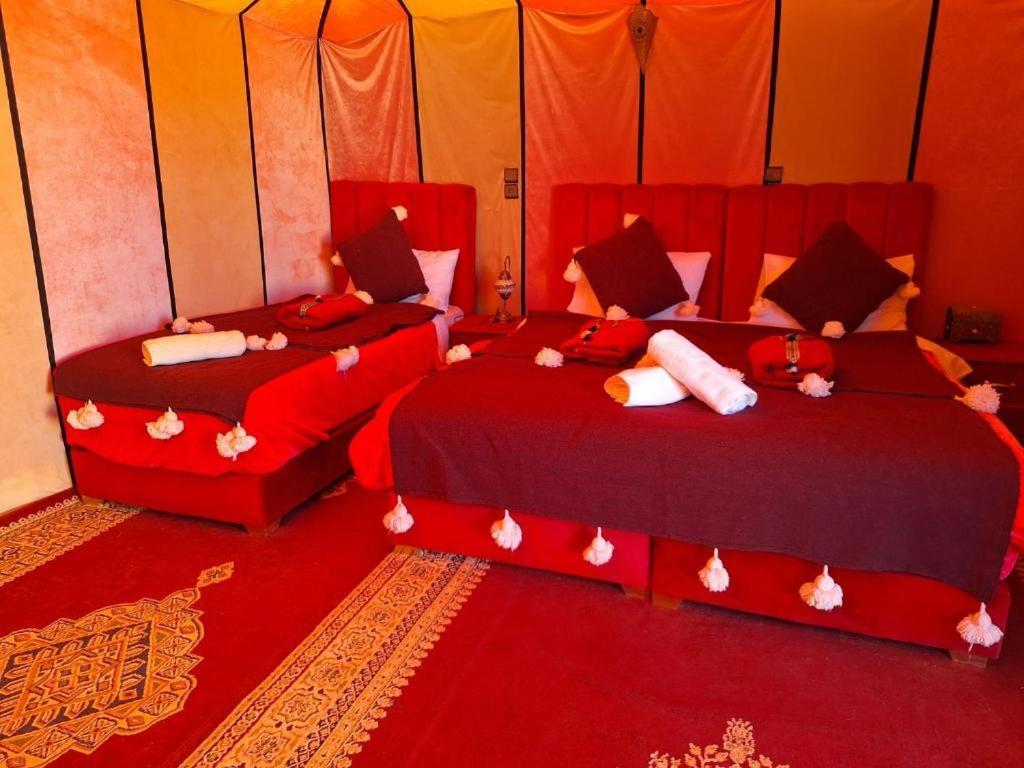 Luxury Desert Camp Мерзуга Экстерьер фото