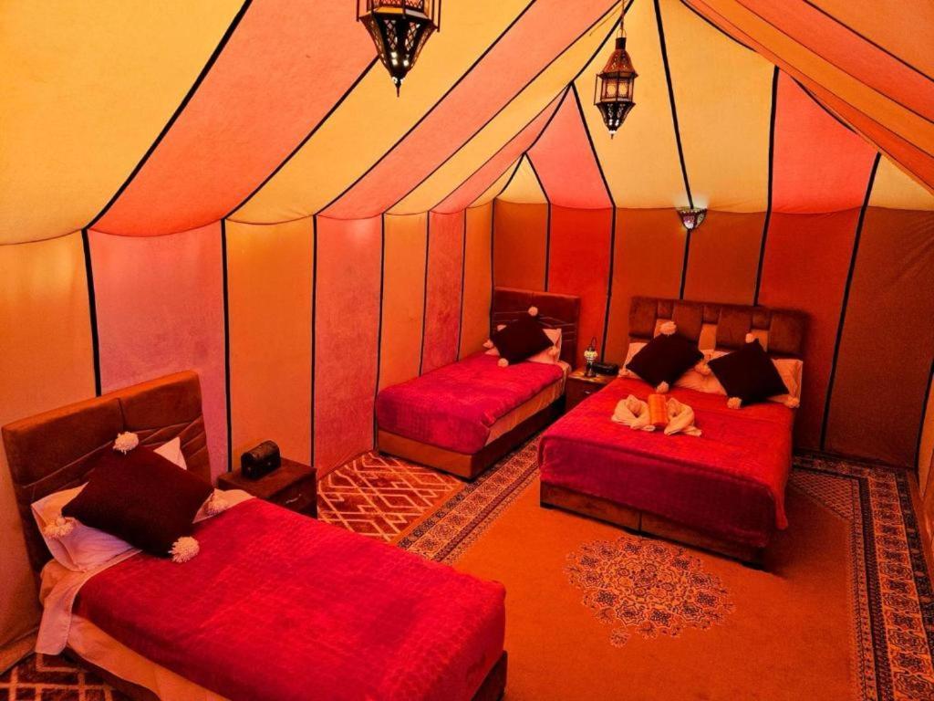 Luxury Desert Camp Мерзуга Экстерьер фото