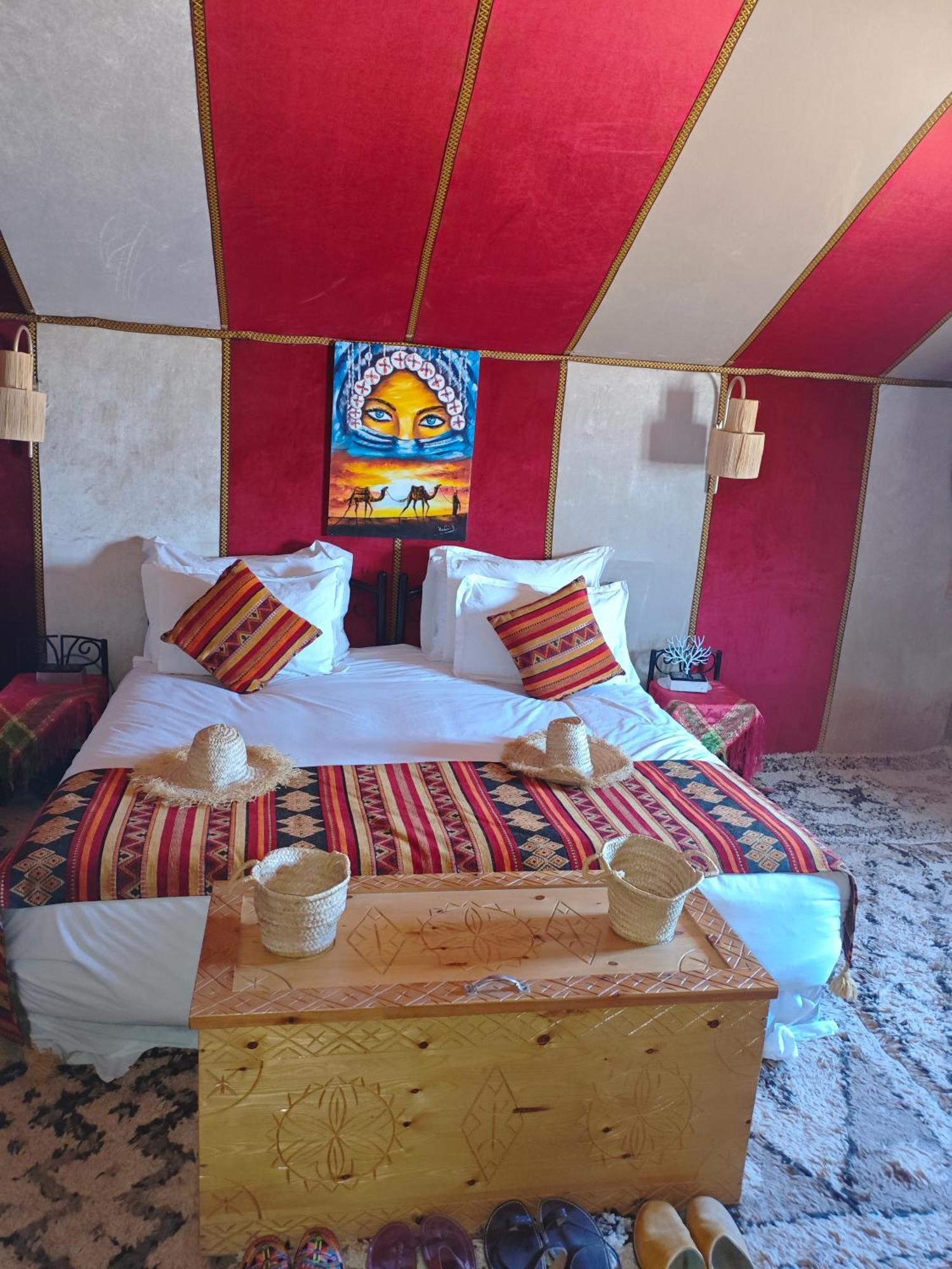 Luxury Desert Camp Мерзуга Экстерьер фото